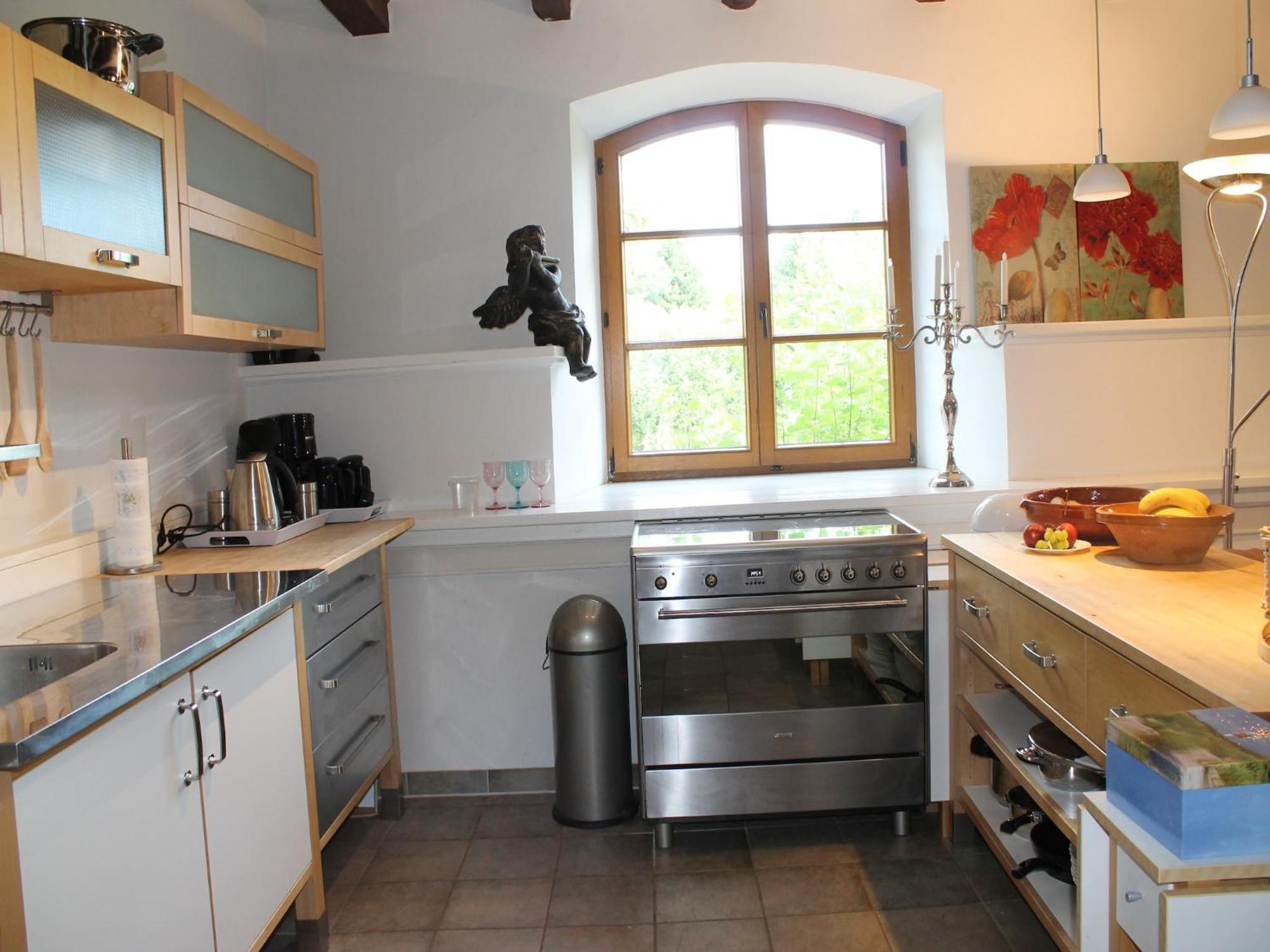 Hébergement de vacances Mansion In With Terrace Garden Bbq Pond Bicycles Gressow